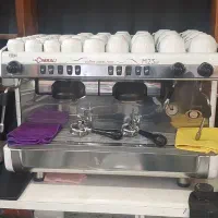 فروش وسایل کافه. بار سرد و گرد