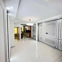 خانم کار در منزل