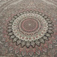 دو عدد فرش ۱۲ متری