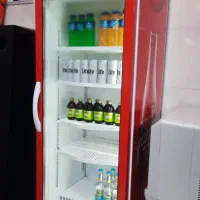 یخچال ویترینی