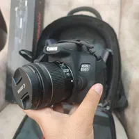 دوربین عکاسی فیلمبرداری کنون canon 850d با لنز|دوربین عکاسی و فیلم‌برداری|تهران, فلسطین (میدان انقلاب)|دیوار