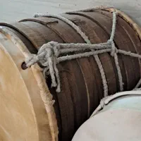 10عدد دمام چوبی فقط ۲تومن|درام و پرکاشن|اصفهان, ارزنان|دیوار