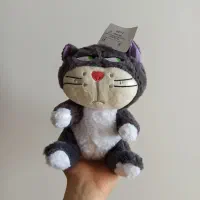 عروسک گربه لوسیفر و عروسکای دیگر