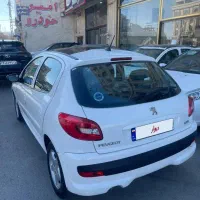 پژو۲۰۷ پاناروما