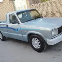 وانت مزدا 2000 تک کابین