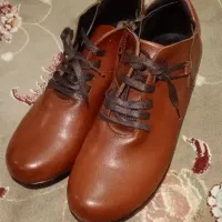 یک جفت کفش نیم بوت 4فصل