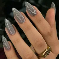 کاشت ناخن|خدمات آرایشگری و زیبایی|نیشابور, مدرس|دیوار