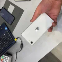 آیفون se اس ای 2020