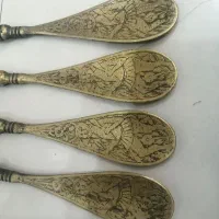 پاشنه کش برنجی قدیمی آنتیک و عتیقه|کلکسیون اشیاء عتیقه|قم, انسجام|دیوار