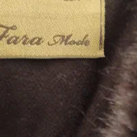 پالتو|لباس|کرمانشاه, |دیوار