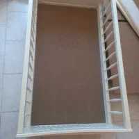 گهواره در حد نو|تخت و صندلی بچه|شیروان (خراسان), |دیوار