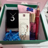 کادویی|آرایشی، بهداشتی، درمانی|رشت, معلم|دیوار