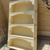 دوعدد قفسه چوبی