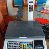 ترازو صدرا.میزکار|فروشگاه و مغازه|تهران, کیانشهر|دیوار