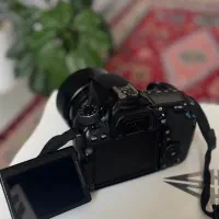 کانن ۷۰ دی با لنز ۵۰ اف با تخفیف فروش‌فوری