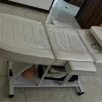 تخت ماساژ و مژه