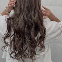 همکاری در سالن زیبایی