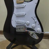 fender squier Affinity Stratocaster|گیتار، بیس، امپلیفایر|تهران, جمال‌زاده|دیوار