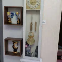 ساعت ایستاده سفید