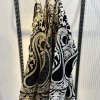 فروشندگی پوشاک زنانه