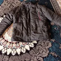 کاپشن خارجی|لباس|مرودشت, فرهنگ|دیوار