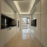 ۱۶۵ متری_ ۲ پارکینگ _ در بهترین لوکیشن
