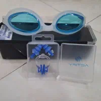 عینک وگوش یگر  نو  توکی هم فروخته میشود