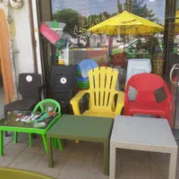 صندلی، میز، سبد، سطل، سایبان|میز و صندلی غذاخوری|کرج, شهرک نهال و بذر|دیوار