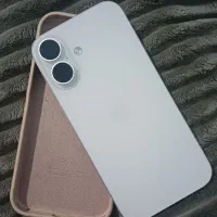 آیفون ۱۶ نرمال