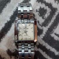 ساعت مچی مردانه ژاپنی سالم فقط شیشه میخواد