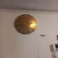 ساعت دیواری