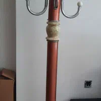 چوب لباسی ایستاده