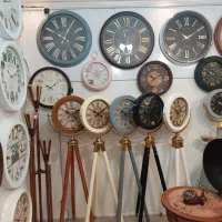 تمام برندهای بازار در ۳طبقه تنوع یکجا ببینید|ساعت دیواری و تزئینی|اصفهان, پوریای ولی|دیوار