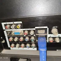 تلویزیون سامسونگ ومیز تلویزیون و|تلویزیون و پروژکتور|اصفهان, کوی شهید کشوری|دیوار