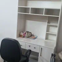 کمد کتاب با میز تحریرسرخود