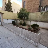 ۱۳۵متر زیربنا+۱۰۰حیاط در اختیار_اینده دار