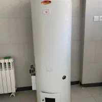 آبگرمکن کاملا سالم بزرگ