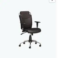 صندلی اداری و کیبورد گیمینگ