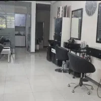 واگذاری  لوازم آرایشگاهی