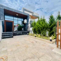 رو-تراسش-بشین-و-از-منظره-لذت-ببر