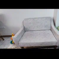 مبل دونفره کاملا سالم در حد نو