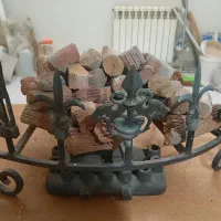 گارد شومینه با وسایلش