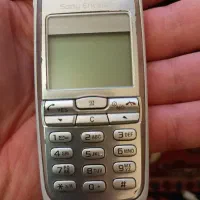 موبایل سونی ارکسون قدیمی