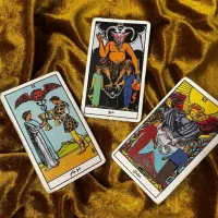 فال تاروت *استادفال هستی* دقیق ودرست