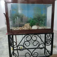 اکواریوم با پایه
