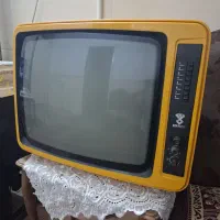 تلویزیون سیاه سفید