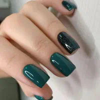 کاشت و ترمیم ناخن با قیمت افتتاحیه با تخفیف ویژه