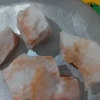 سنگ قیمتی نوع سنگ  کلسیت میباشد