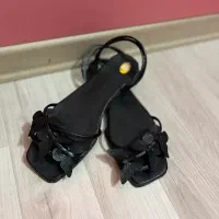 کیف زارا و صندل