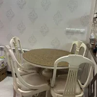فروش فوری میز ناهار خوری چوب گردو چهار نفره